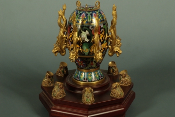 张衡的地动仪真有效吗？的头图